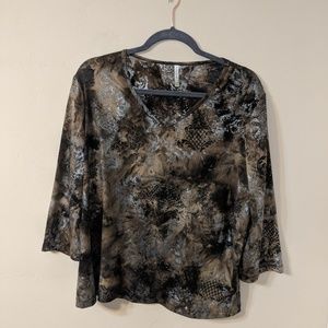 White stag long sleeve blouse